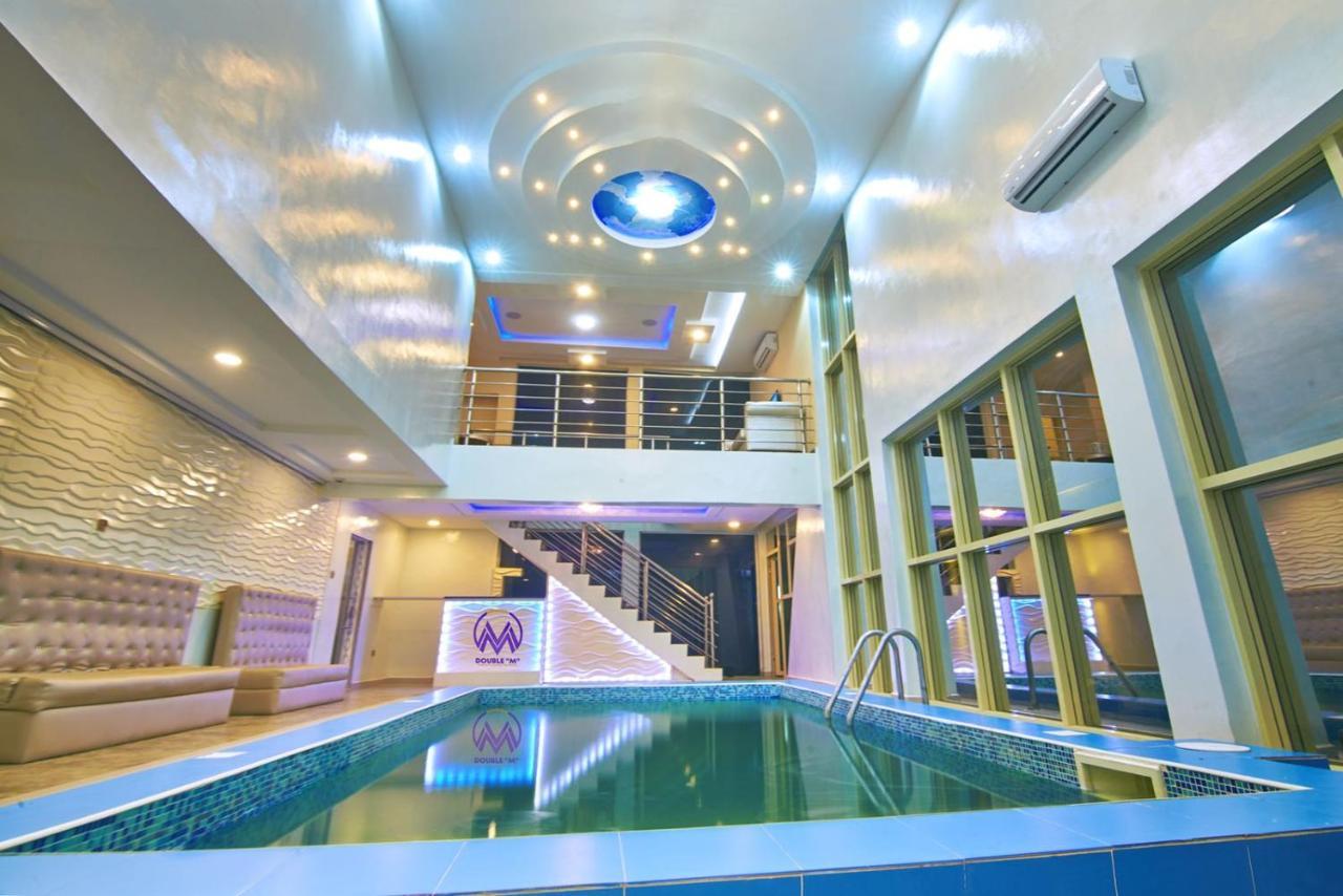 Double M Exquisite Suites And Lounge Lekki Ogombo Ngoại thất bức ảnh